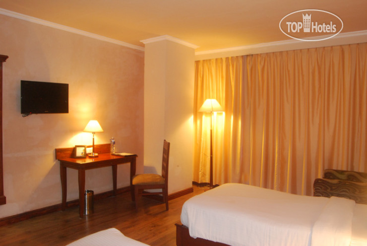 New photos from tourists The Royal Plaza 4*