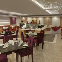 Ramada Ahmedabad Кафе Sun Dew