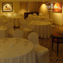Park Plaza Ahmedabad, Ellis Bridge