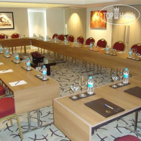 Park Plaza Ahmedabad, Ellis Bridge