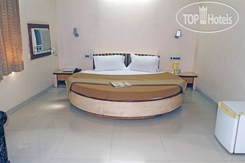 New photos from tourists Neelkanth  Inn 3*