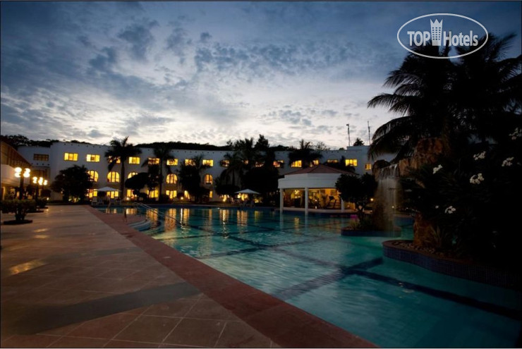 Hotelier's photos Lemon Tree Hotel 4*