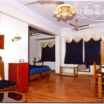 Chandra Inn