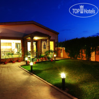DesertScape Resort