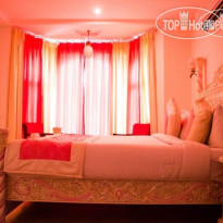 1589 Bhairavgarh Palace 