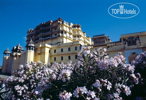 Hotel photo Devi Garh 5*
