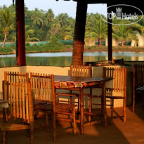 Om Lake Resort 