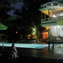 Classic De Evergreen Resort 