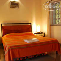 Granpa's Inn Hotel Bougainvillea
