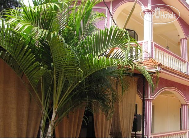 Hotel photo Dom's Cafe 