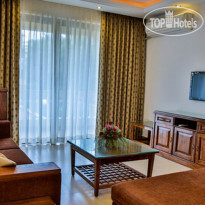 De Mandarin Beach Resort Suites & Villas