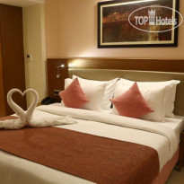 Evoke Lifestyle Candolim