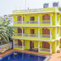 Larios Beach Holidays