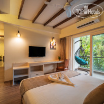Evoke Premium Candolim, North Goa 