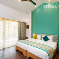 Acron Seaway Resort 