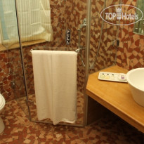 Orritel Village Square 