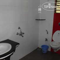 Pebbles Resort 