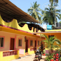 Yellow House Vagator Goa