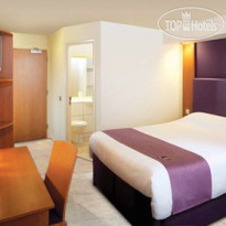 Premier Inn New Delhi Shalimar Bagh Стандартный номер
