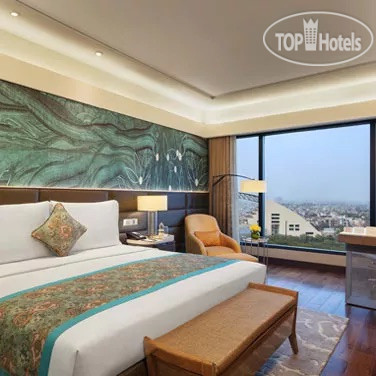 Hotel photo The Leela Ambience Convention Hotel Delhi 5*