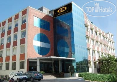 New photos from tourists 1589 Manor Hotel 3*