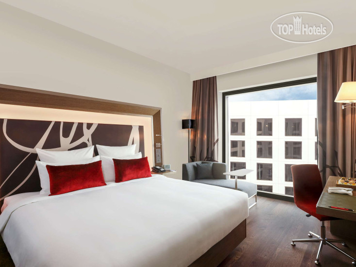 Hotel photo Novotel New Delhi Aerocity 5*