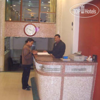 Pearl Plaza