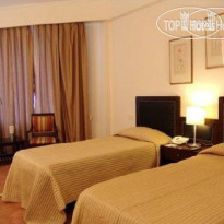 Claremont Hotel and Convention Centre Twin Bed