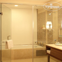 Oodles Hotel 