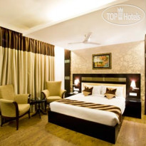 The Parkland Kailash Colony 