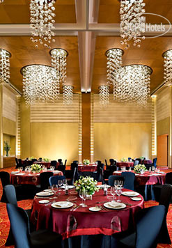 Hotelier's photos Courtyard Mumbai International Airport 5*