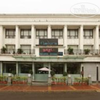 Yogi Metropolitan Отель