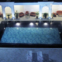 Ritz Plaza