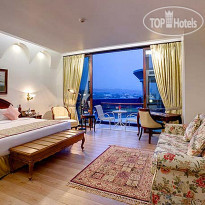 Bella Vista Chandigarh Hotel 