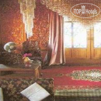 De - Laila House Boat