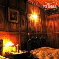 De - Laila House Boat