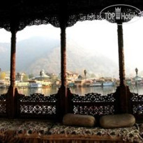 De - Laila House Boat