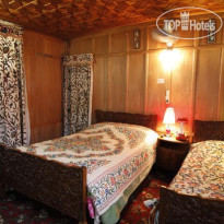 New Golden Flower House Boat 