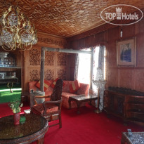 R.I.E. Heritage Group Of Houseboats 