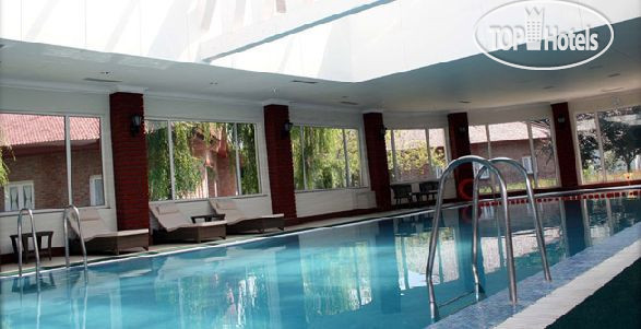 Hotel photo The LaLiT Grand Palace 4*