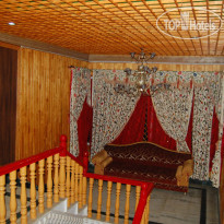 Zahgeer Continental Hotel 