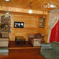 Zahgeer Continental Hotel 