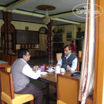 Elphinstone Hotel