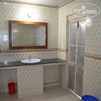 Elphinstone Hotel
