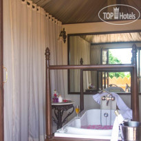 Fort JadhavGadh Hotel