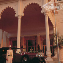 Sheraton Grand Pune Bund Garden Hotel 