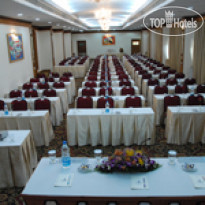 Dolphin Hotel