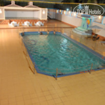 Dolphin Hotel