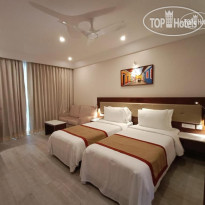 Sobit Sarovar Portico 