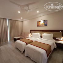 Sobit Sarovar Portico